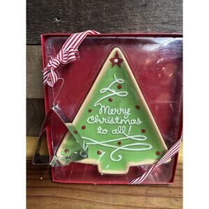 Hallmark Merry Christmas to All Tree Cookie Plate and Cookie Cutter